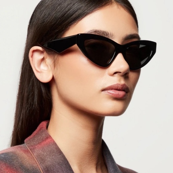 NEW DOLCE&GABBANA DG4439 502/73 WOMEN SUNGLASSES BROWN HAVANA CAT EYE EYEWEAR - Picture 6 of 11